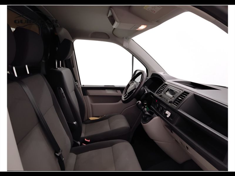 GuidiCar - VOLKSWAGEN INDUSTRIALI Transporter 2018 Transporter - Transporter Van  Business   2.0 TDI 81 kW  ant. man. L1 Usato